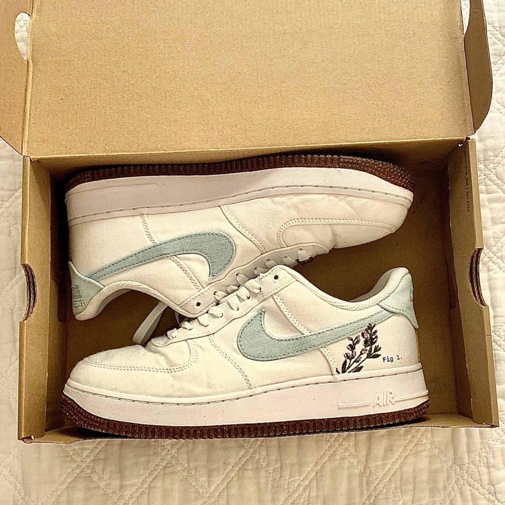 Nike Air Force 1 ‘07 SE “Indigo”